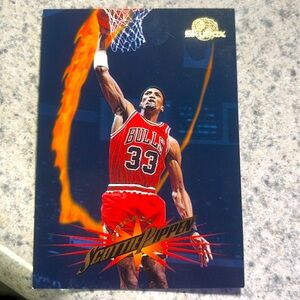 1995-96 Skybox Premium - #18 Scottie Pippen